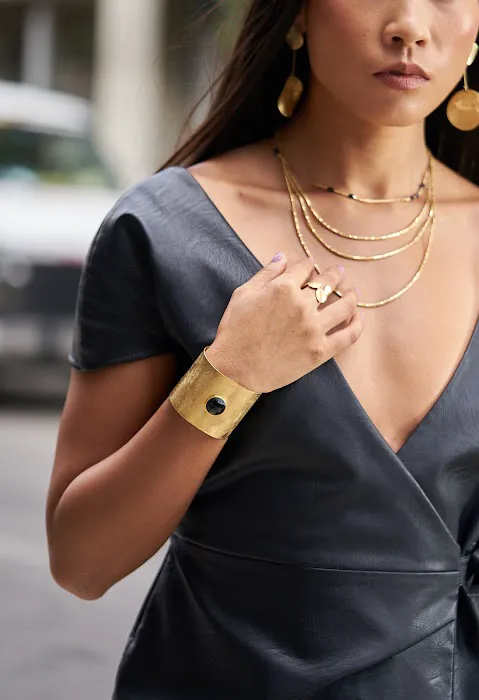 Yaf Sparkle Jewelry Boutique 4
