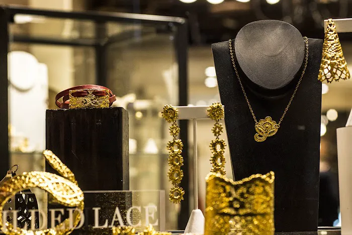 Yaf Sparkle Jewelry Boutique 4