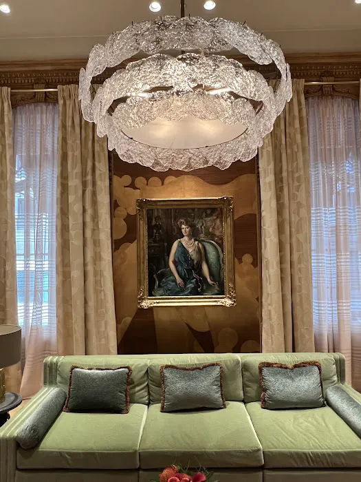 Cartier Fifth Avenue Mansion 4