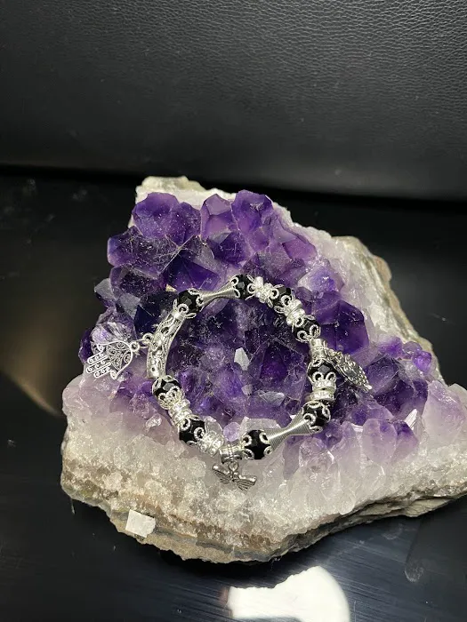 Anderson Kouture Jewelry & Fashion 4