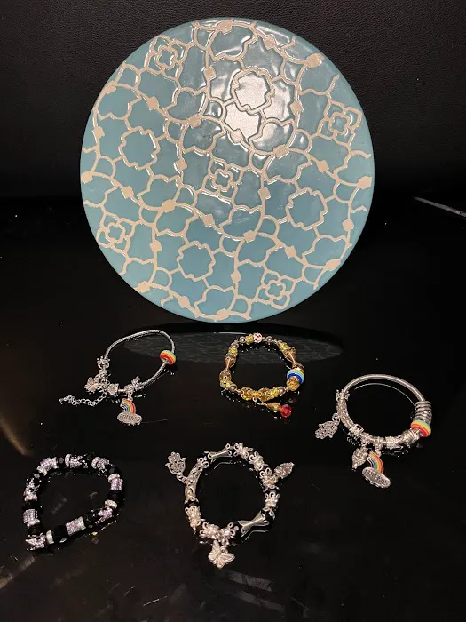 Anderson Kouture Jewelry & Fashion 4