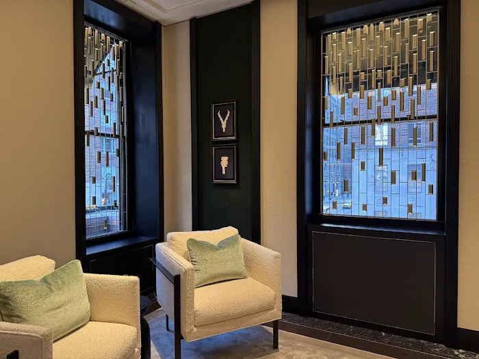Van Cleef & Arpels (New York - Madison Avenue) 5