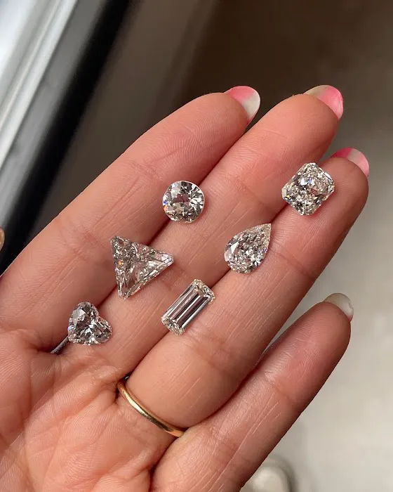 AARYAH (By Appointment only) | Unique Diamond & Luxury Engagement Rings, Wedding Bands & Fine Diamond Jewelry 4