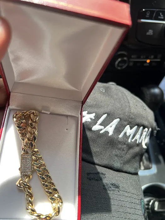 Javier The Jeweler 4