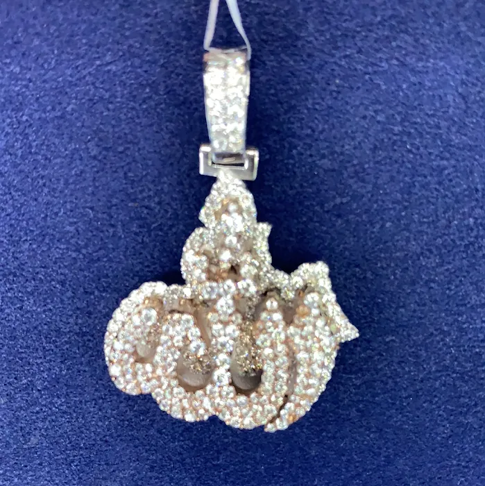 Leon Diamond 4