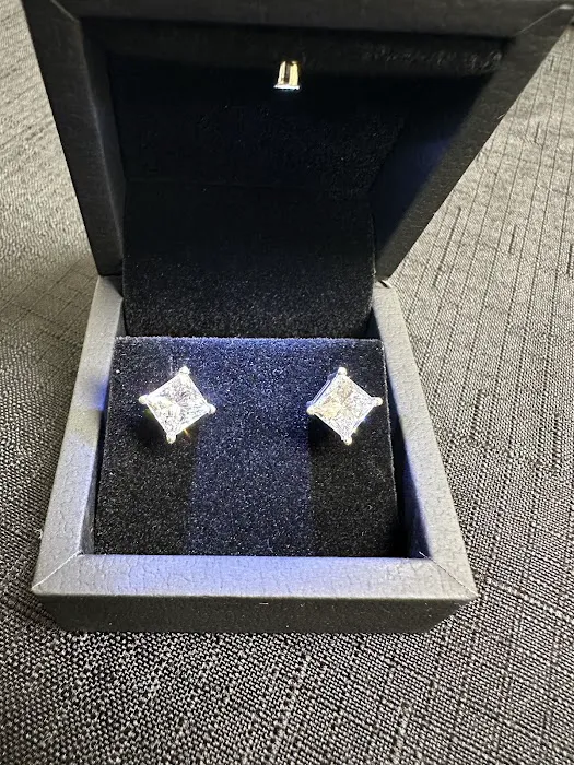 L & A Diamonds LLC 4