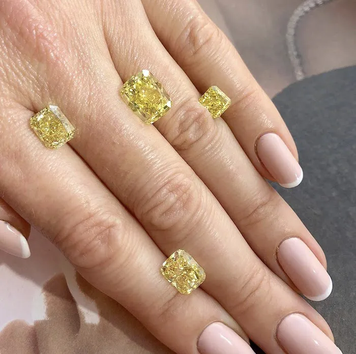 KIND DIAMONDS 4