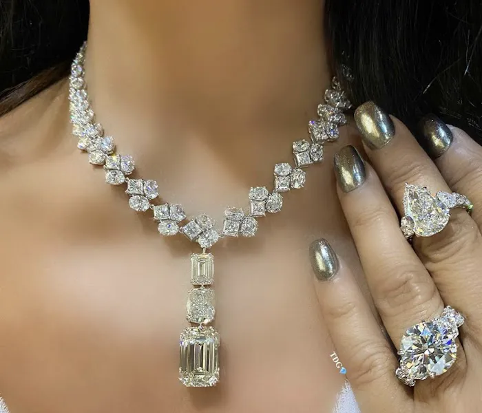 KIND DIAMONDS 4