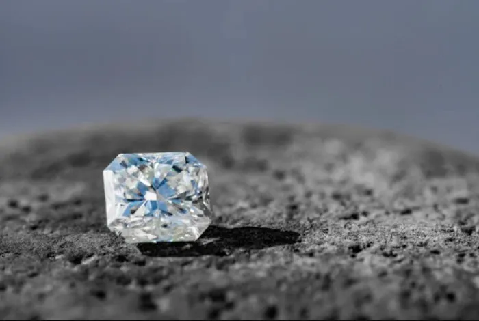 Roman Malakov Diamonds 4