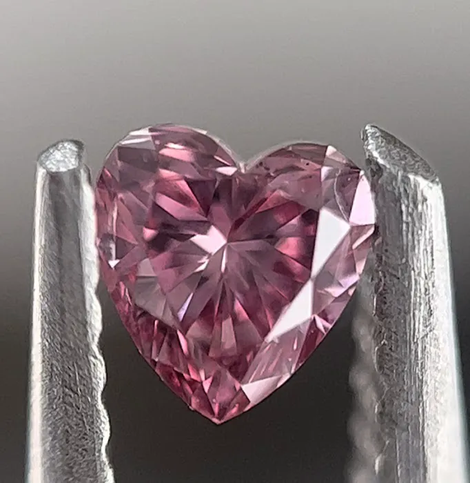 VIVID FINE JEWELS 4
