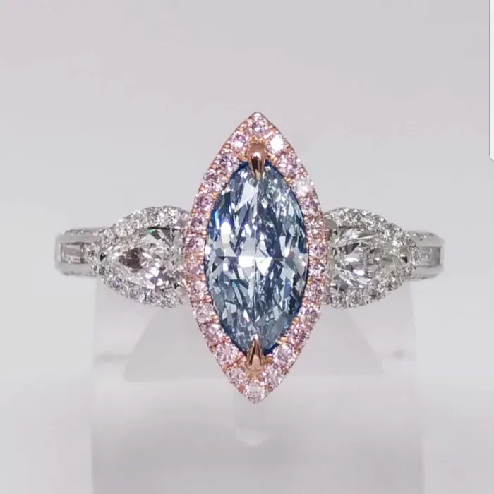 Tri Vivid Fancy Color Diamonds 4