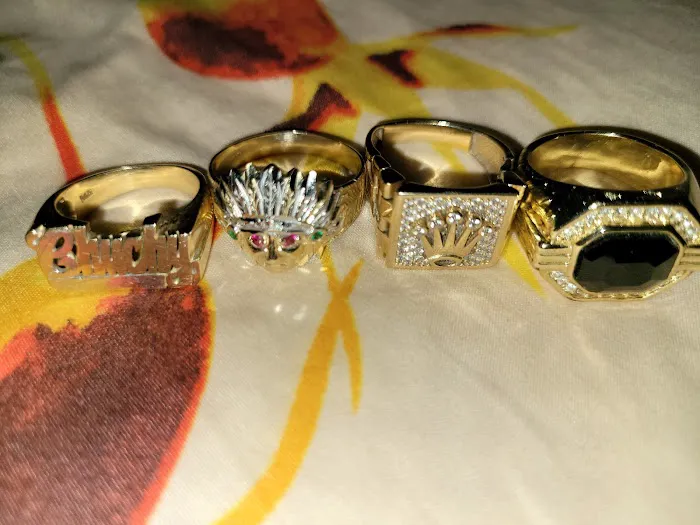 St Carmen Jewelers 4