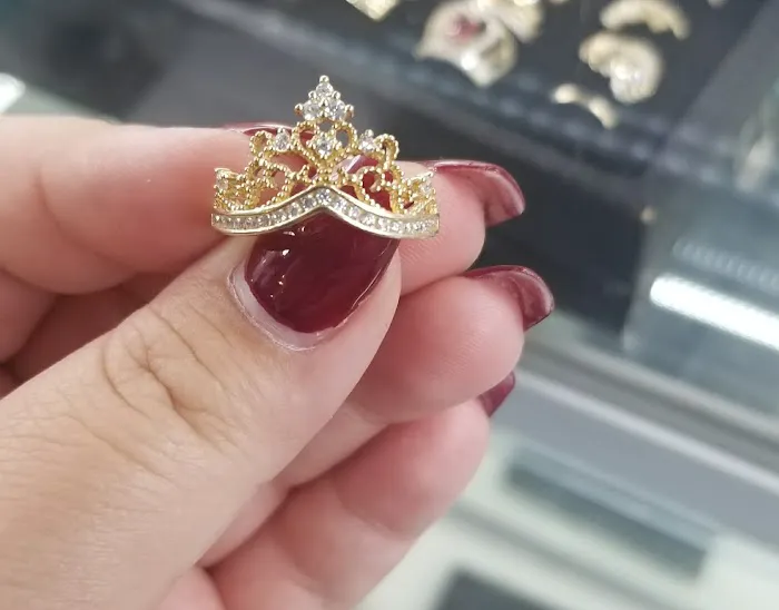 St Carmen Jewelers 4