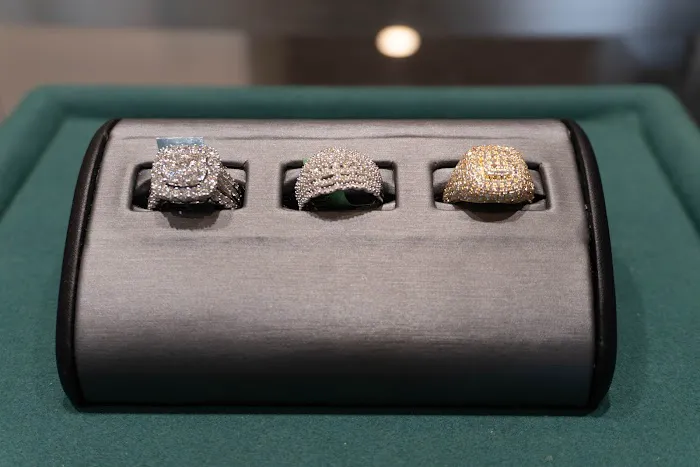 Eric Jewelers 5