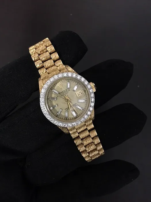 Natural Diamonds Only 4