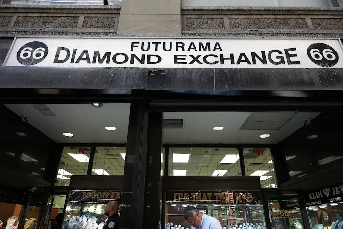 Diamond Queen Jewelry 4