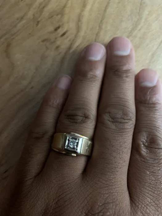 Amoros Jewelers Shop 4