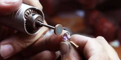 Expert Professional Jewelry Cleaning Services to Restore Your Jewelry's Shine