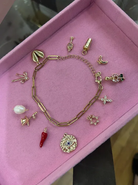 little charm bar 4