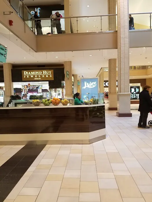 Diamond Hut Jewelers 5