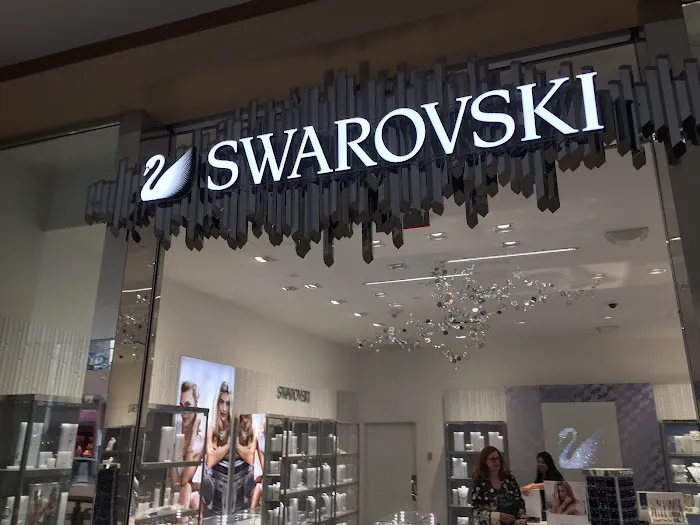 Swarovski Newport Centre 5