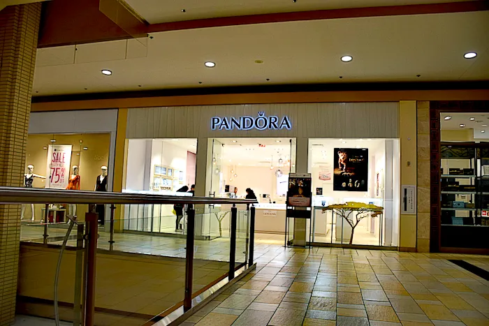PANDORA 5
