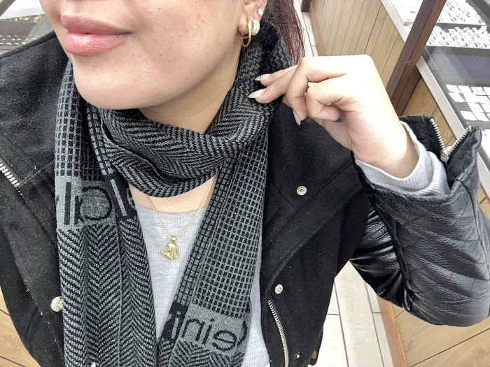 Marcos Jewelry Store Inc 5
