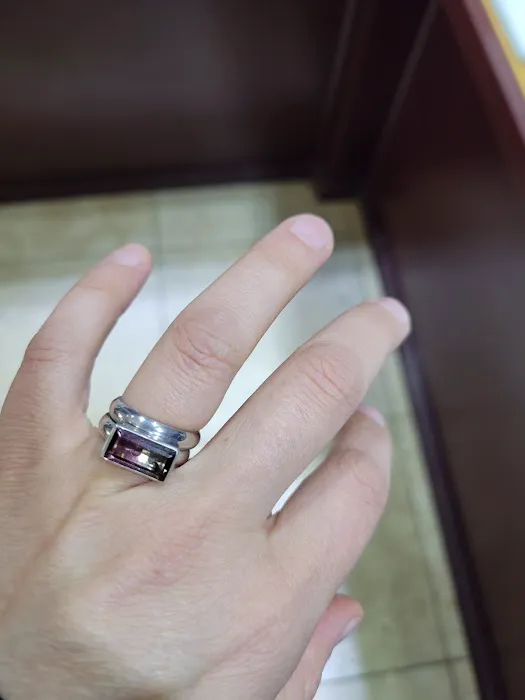 Stefano Simone Jewelers & Art Gallery 4