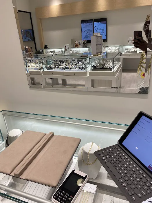 KAY Jewelers 3