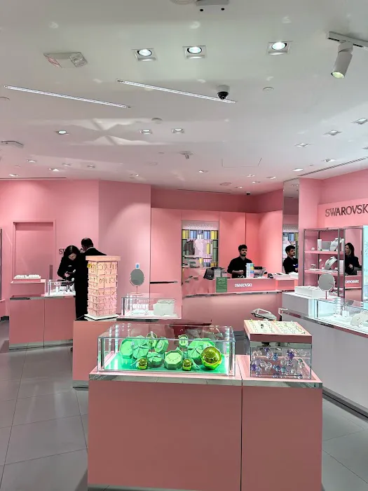 Swarovski 4