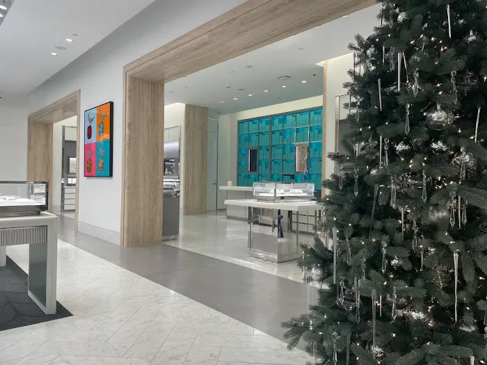 Tiffany & Co. 4