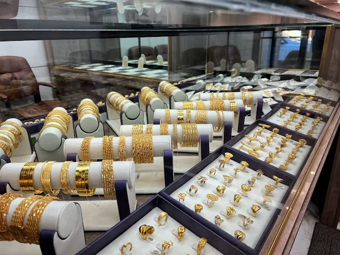 Zeina Gold 5
