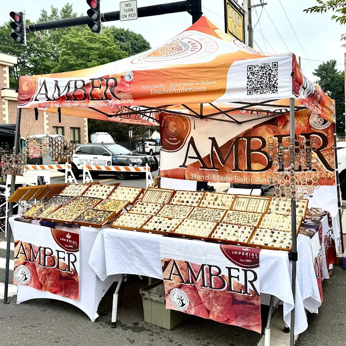 Touch Of Amber - Jewelry Showroom 4