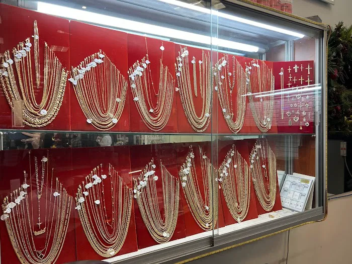 OM Jewelers 4