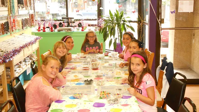 TiaMarie Jewelry Making Parties 4
