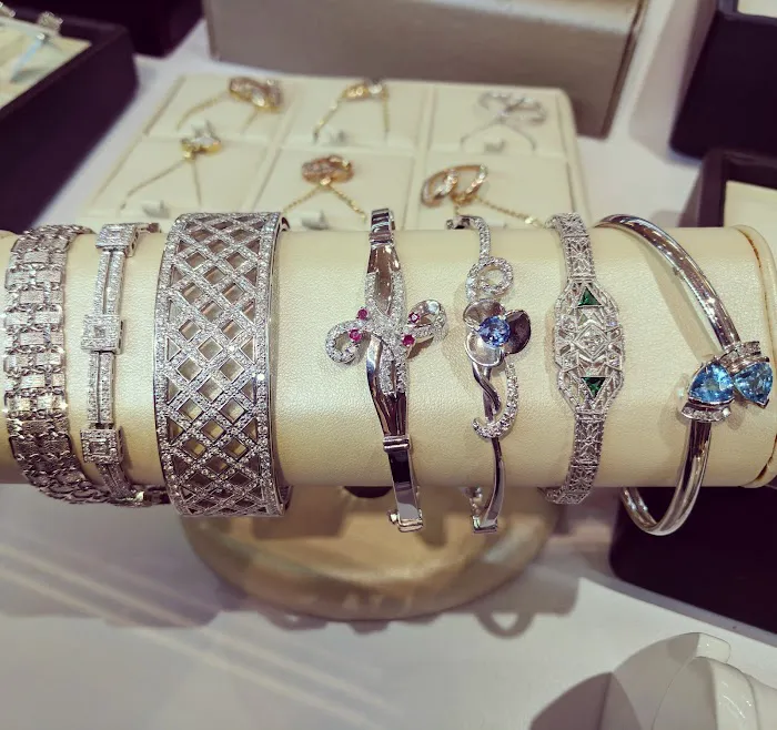 Carbo International Jewelers 5