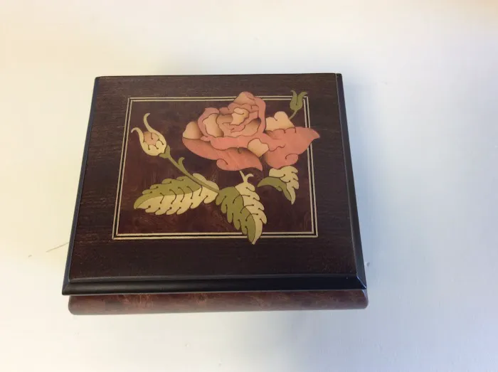 Alice Sturzinger Ltd 4