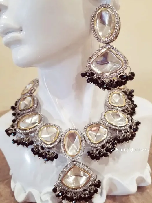 The Mughal Jewels 4