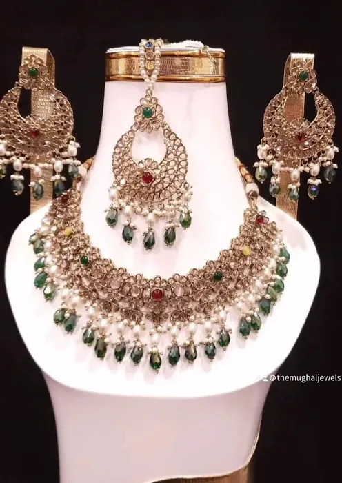 The Mughal Jewels 4