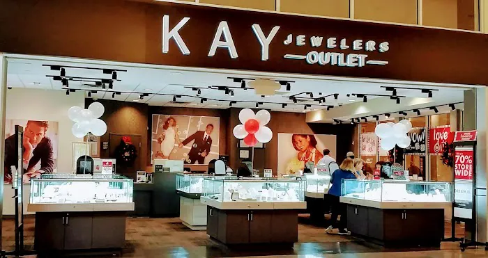 KAY Outlet 4