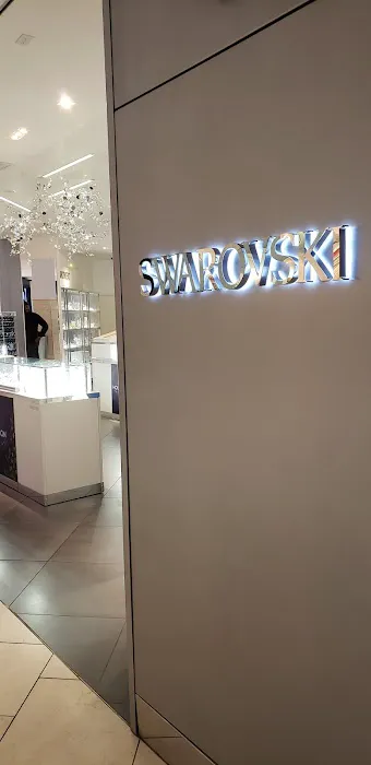 Swarovski 4