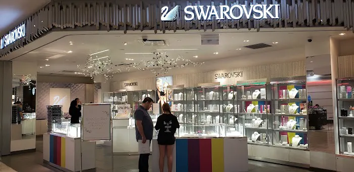 Swarovski 4