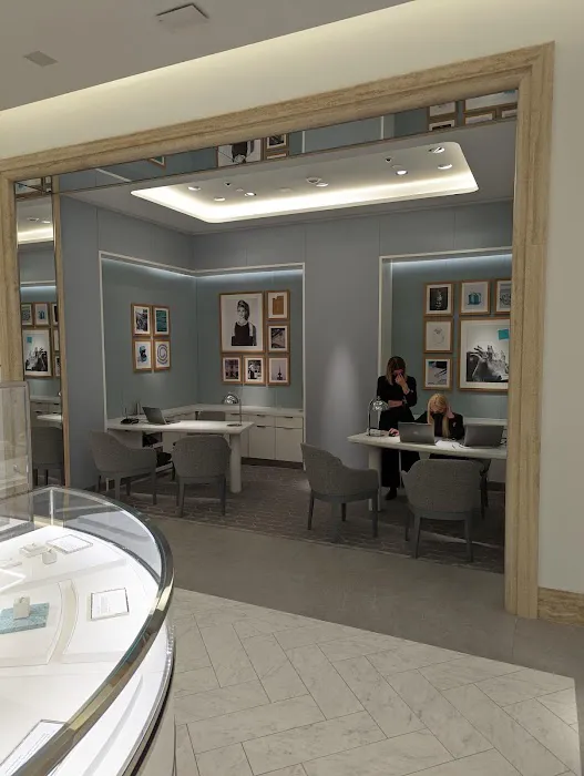 Tiffany & Co. 4