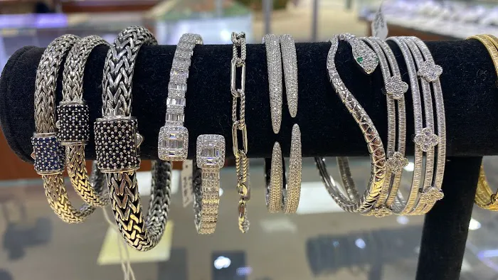 Sandy's Jewelry Paramus 4