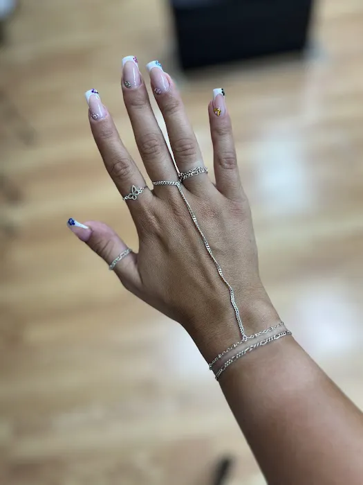 House of Jewels LLC 4