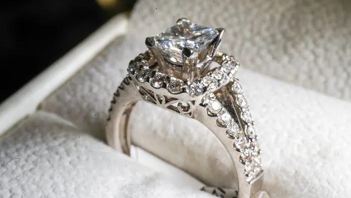 Nouri's Jewelry 4