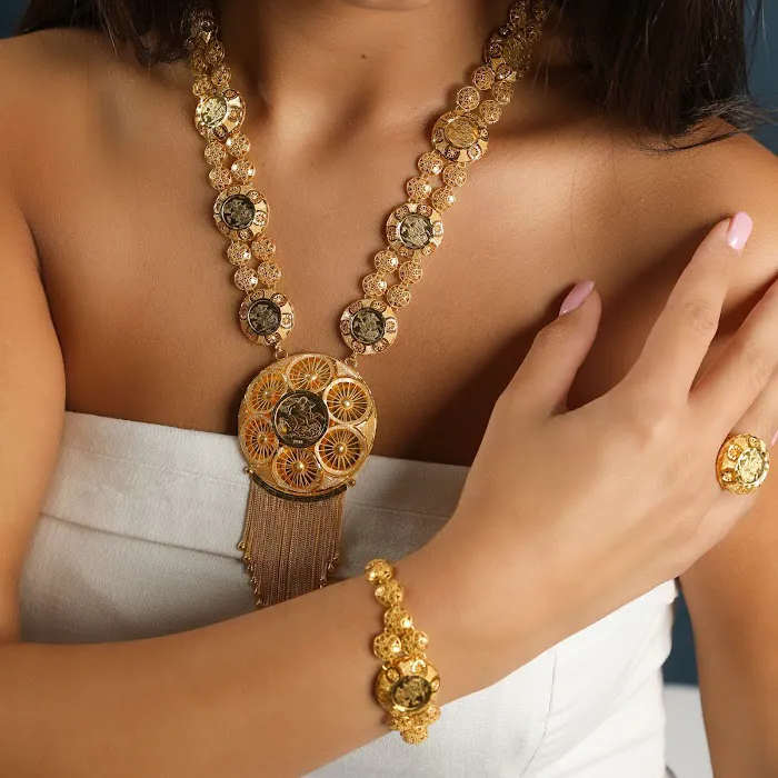 Nouri's Jewelry 4