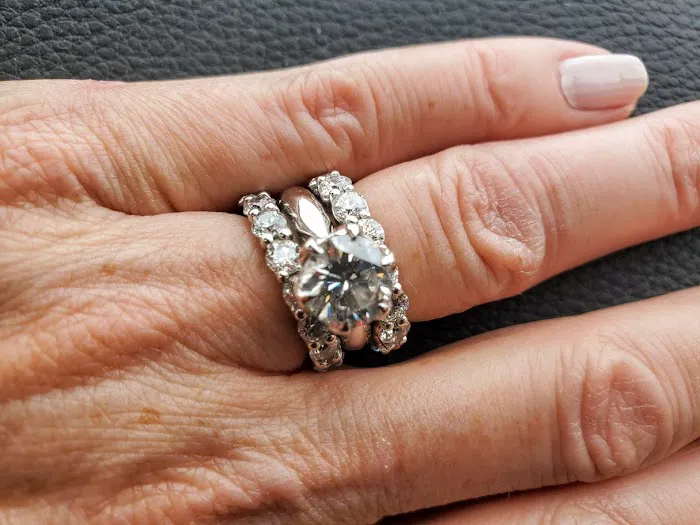 Anthony's Fine Jewelry 4