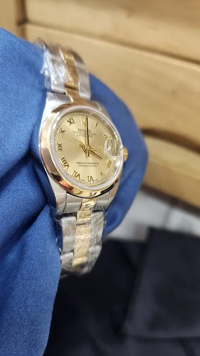 The Jewelry Center 4