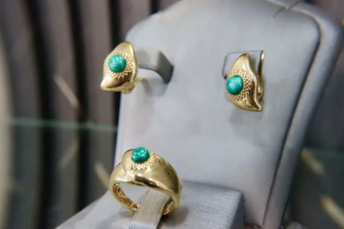 Paris Jewelers 4